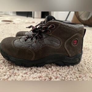NWOT Timberland Kids Brown and Black Boots
